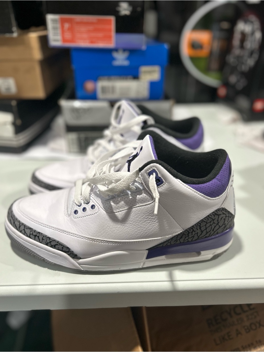 Air Jordan 3 Dark Iris size 11 Men’s White/purple.